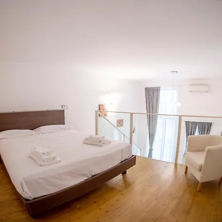 Daire Angel White Loft