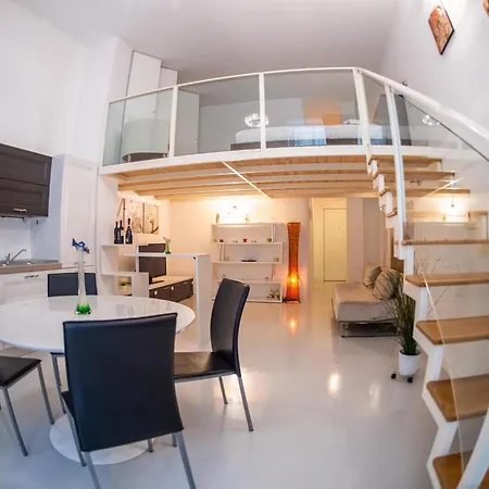 Daire Angel White Loft Salerno